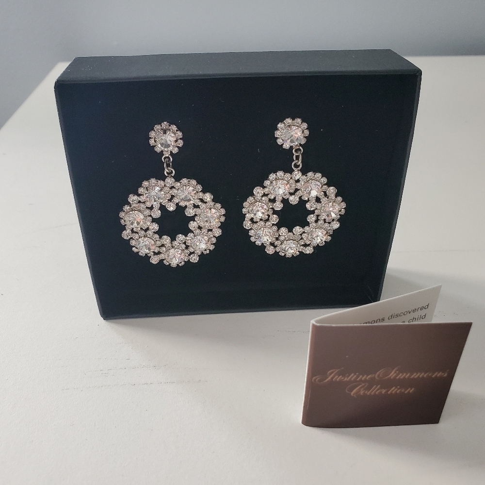Justine Simmons Floral Wreath Dangle Earrings